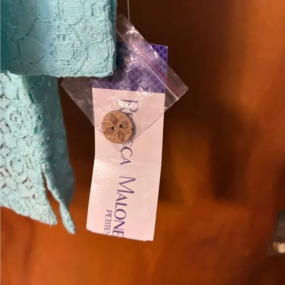 Rebecca Malone petite XL Lace Blouse Aruba Blue NWT - Picture 4 of 10